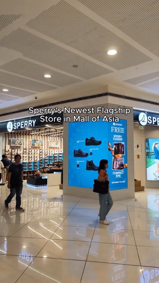 Sperry just opened their newest Flagship store at SM Mall of Asia, and of course, we had to visit to get a few pairs for our vacation 🌊